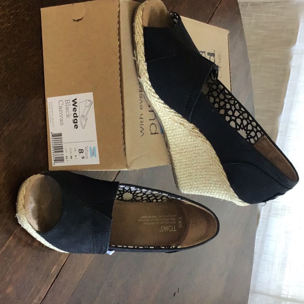 Toms Black Canvas Wedge